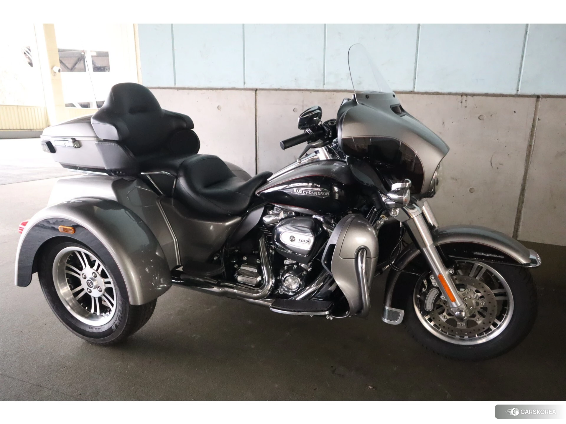 Проданный Harley-Davidson Electra Glide FLHTCU1740 2017 из Японии, фото 3