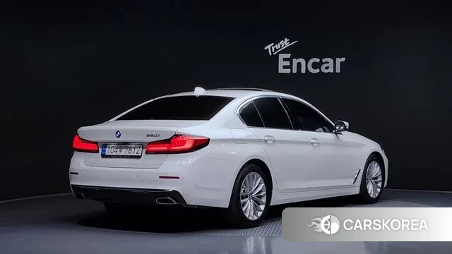 BMW 5 Series (G30) id 3508132 из Кореи 12