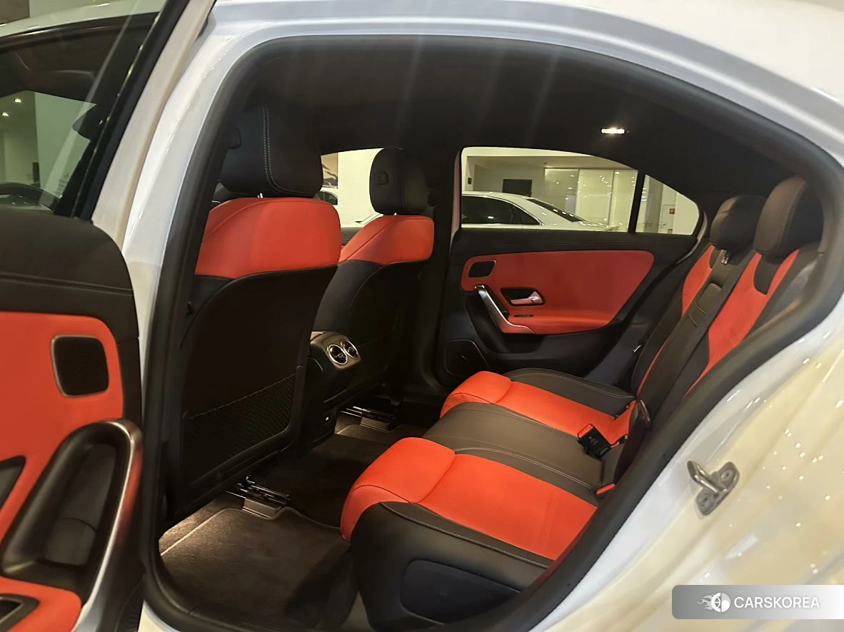 Mercedes-Benz AMG A-Class id 4510623 из Китая 11
