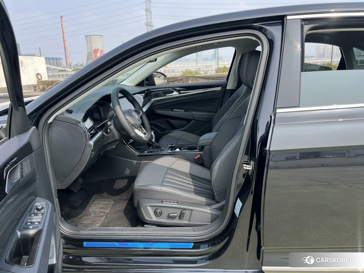 Volkswagen Passat id 4421056 из Китая 10
