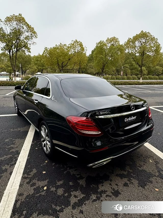 Mercedes-Benz E-class id 4209305 из Китая 10