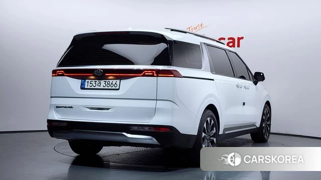 Kia Carnival 4th generation id 4338718 из Кореи 12
