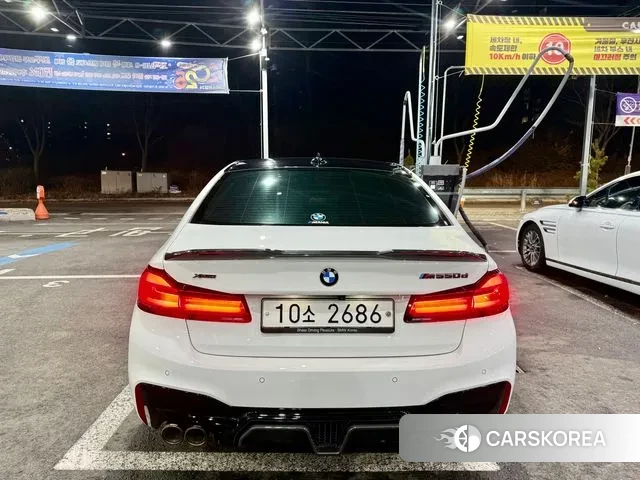 BMW 5 Series (G30) 2018 Белый из Кореи, фото 6