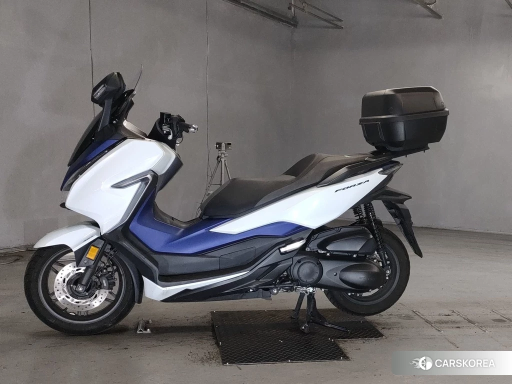 Проданный Honda FORZA 2018 из Японии, фото 2