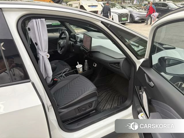 Volkswagen ID.3 2024 Белый из Китая, фото 3