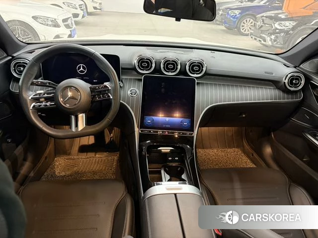 Mercedes-Benz Class C 2023 Белый из Китая, фото 4