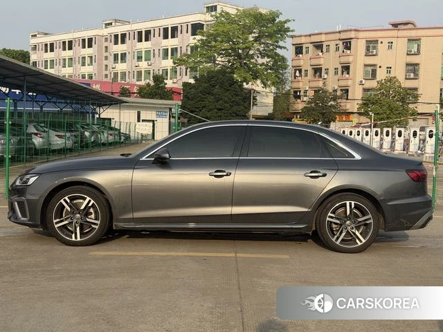 Audi A4L id 4299761 из Китая 12