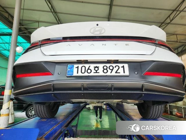 Hyundai The New Avante (CN7) 2024 Белый из Кореи, фото 2