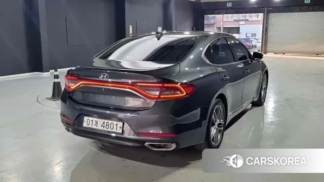 Hyundai Grandeur IG id 3344882 из Кореи 8