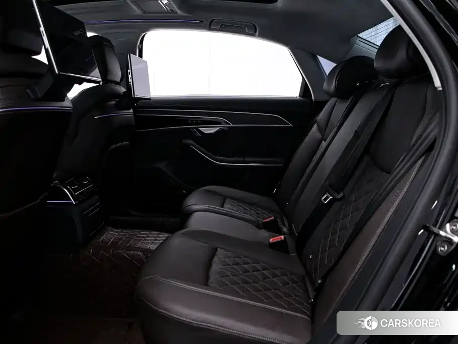 Audi A8 id 4654420 из Китая 10