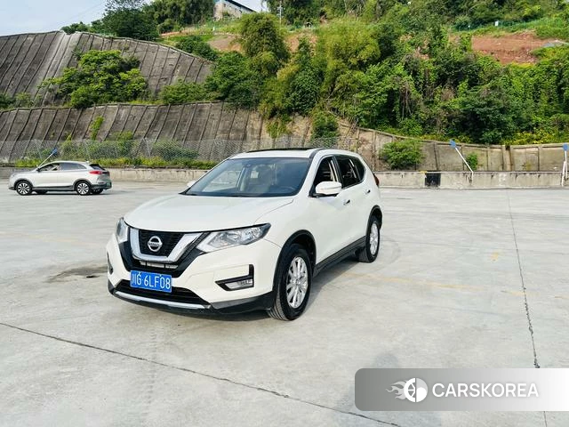 Nissan Qijun id 4262105 из Китая 9
