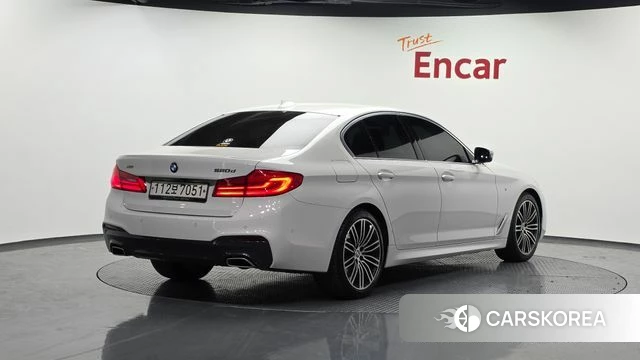 BMW 5 Series (G30) id 3965753 из Кореи 12