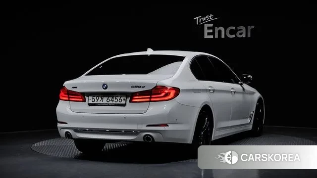 BMW 5 Series (G30) id 3578472 из Кореи 12