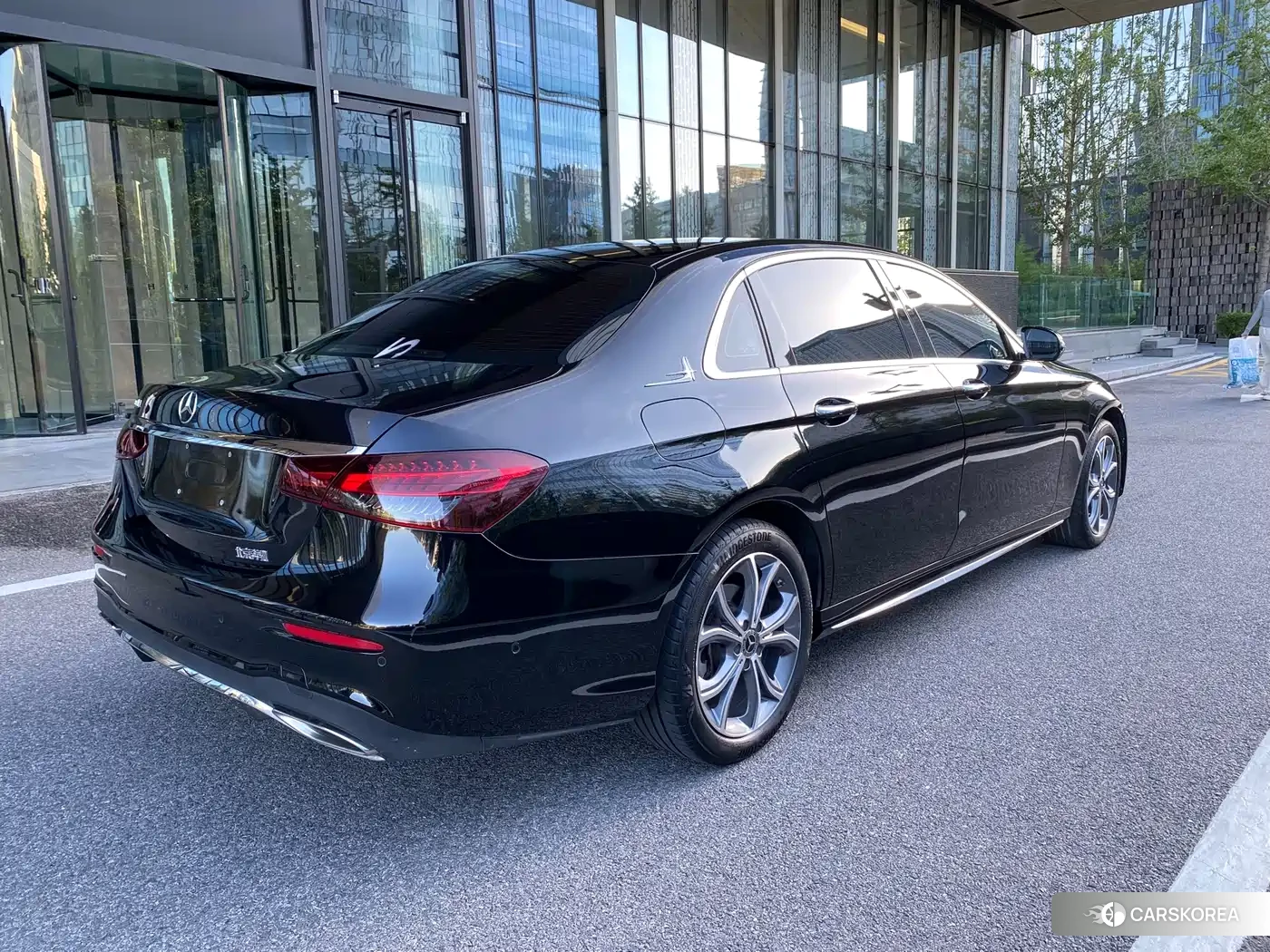 Mercedes-Benz E-Class id 4589254 из Китая 12