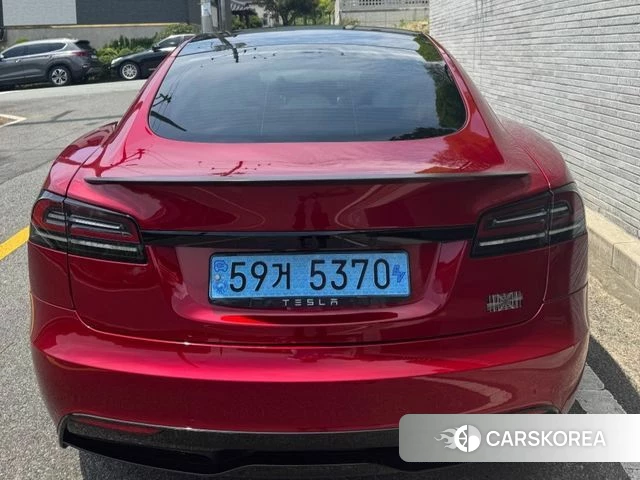 Tesla Model S 2023 Красный из Кореи, фото 4