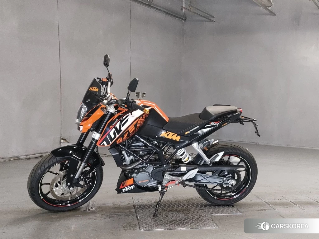 Проданный KTM 200 DUKE 2013 из Японии
