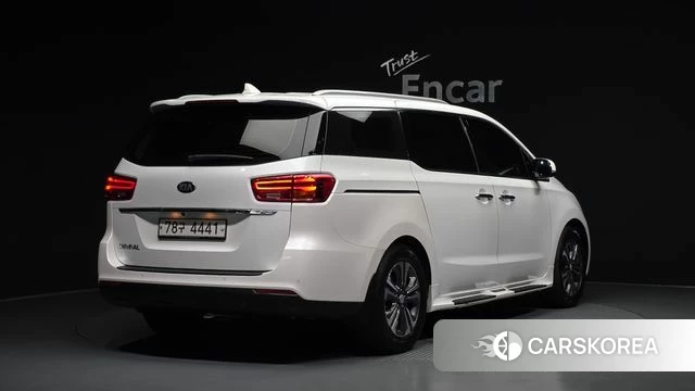 Kia The New Carnival id 4496938 из Кореи 12