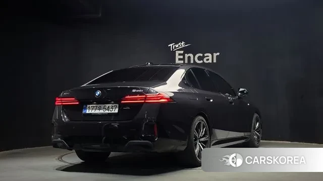 BMW 5 Series (G60) id 3486895 из Кореи 12