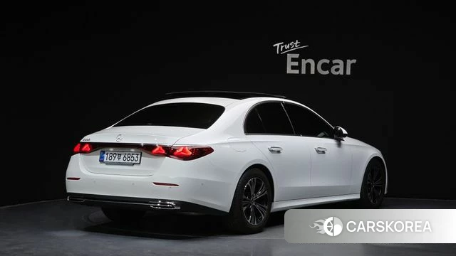 Mercedes-Benz E-Class W214 id 3817310 из Кореи 12