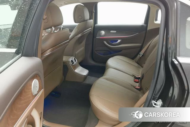 Mercedes-Benz E-class id 4313989 из Китая 12
