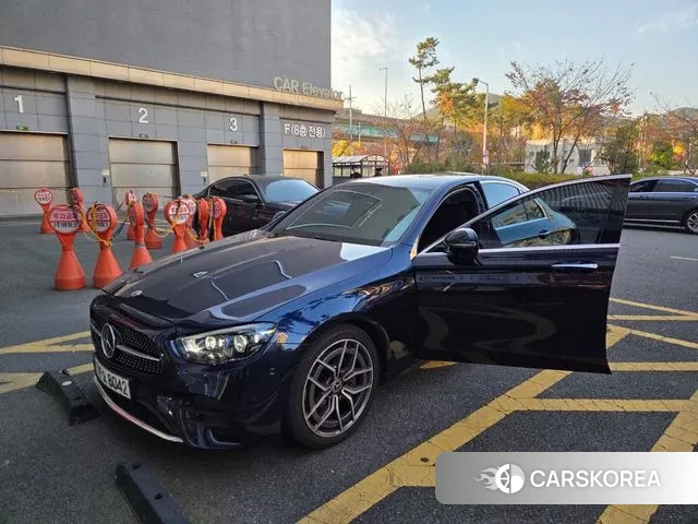 Mercedes-Benz E-Class W213 2020 Синий из Кореи, фото 2