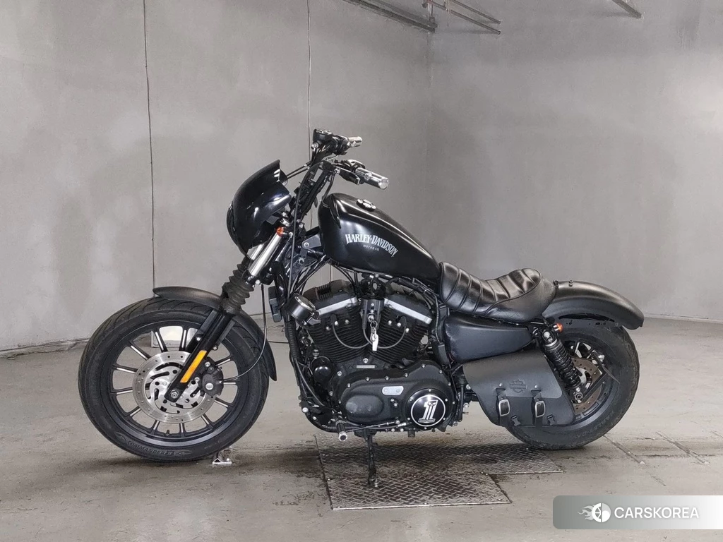 Проданный Harley-Davidson Sportster XL883N 2012 из Японии, фото 2