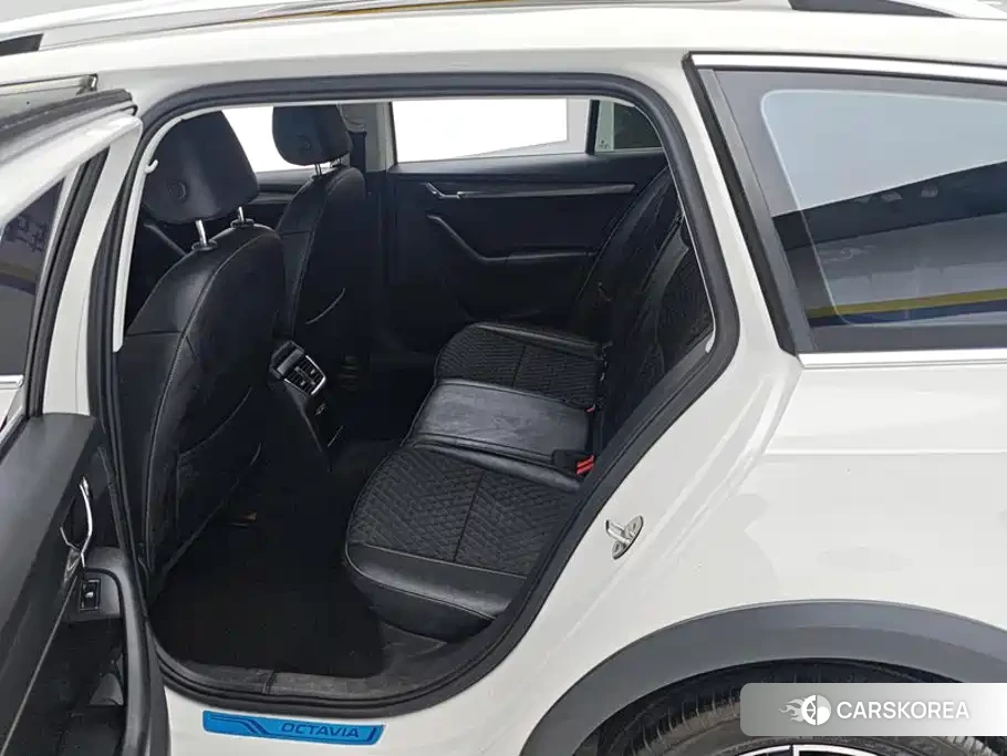 Skoda Octavia id 4600931 из Китая 8
