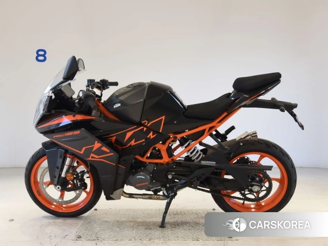 KTM RC 125 2022 из Японии, фото 2
