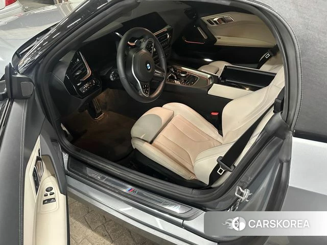 BMW Z4 (G29) 2025 Серебристо-серый из Кореи, фото 2
