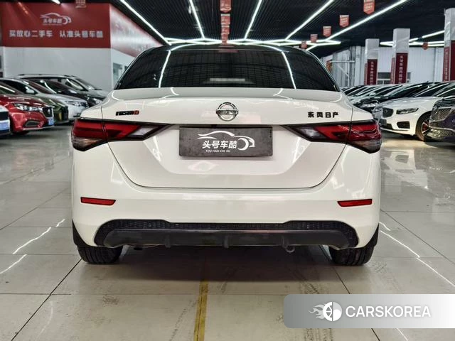 Nissan Xuan Yi 2022 Белый из Китая, фото 2