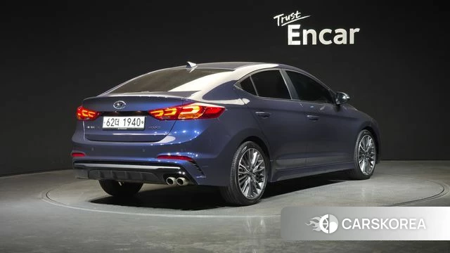 Hyundai Avante AD id 3861631 из Кореи 12