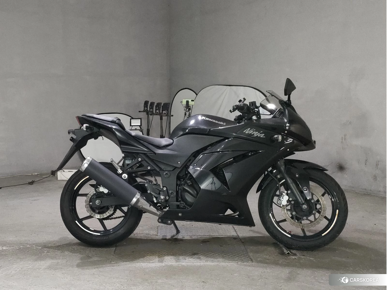 Проданный Kawasaki NINJA 250R id 4014577 из Японии, фото 3