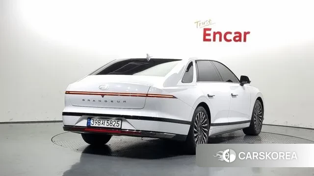 Hyundai Grandeur Hybrid (GN7) id 3042852 из Кореи 12