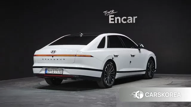 Hyundai Grandeur (GN7) id 3457297 из Кореи 12