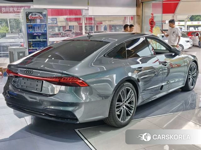 Audi A7 2023 Темно-серый из Китая, фото 2