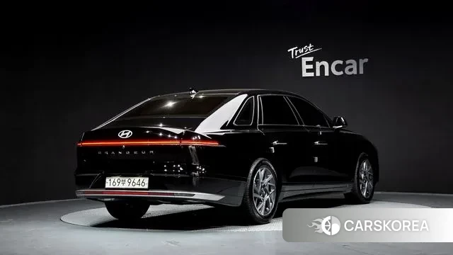 Hyundai Grandeur (GN7) id 3471799 из Кореи 12