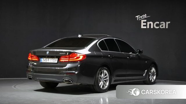 BMW 5 Series (G30) id 4284406 из Кореи 12