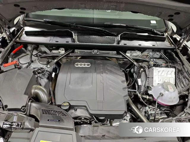 Audi Q5L id 4260947 из Китая 9