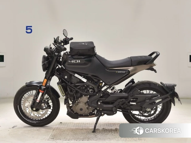 Проданный Husqvarna SVARTPILEN 401 2022 из Японии