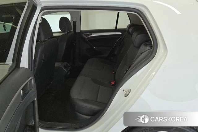Volkswagen Golf id 4219980 из Китая 9