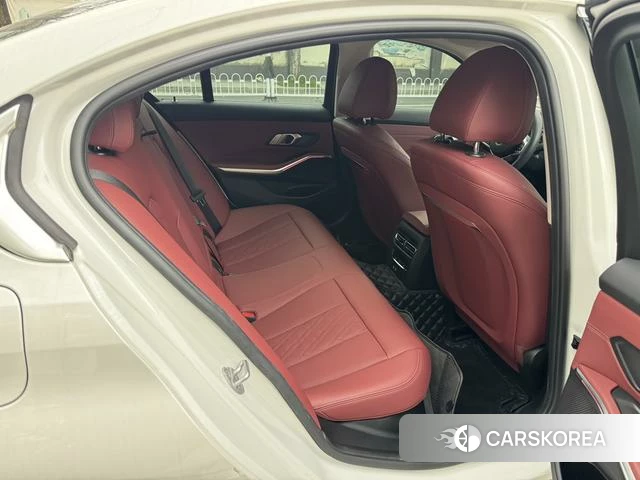 BMW 3 series id 4335212 из Китая 9
