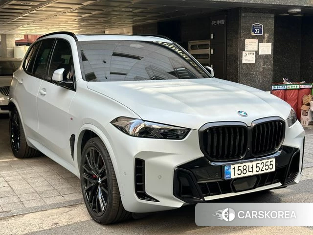 BMW X5 (G05) 2025 Небесно-голубой из Кореи, фото 5