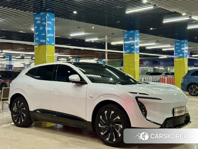 Avita 07 2025 Белый из Китая, фото 3