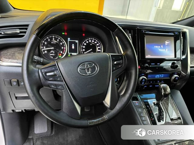 Toyota Elfa id 4241558 из Китая 8