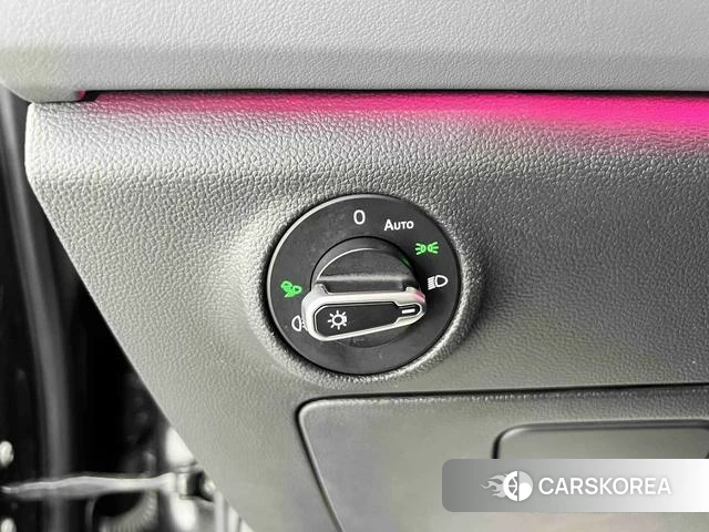 Volkswagen Sagitar id 4299445 из Китая 12