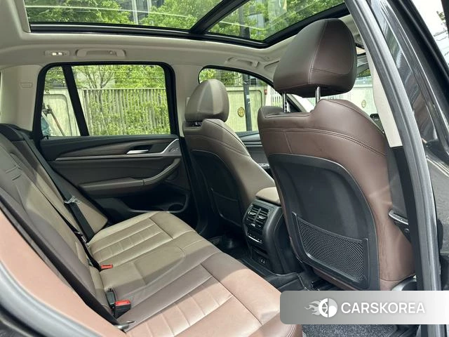 BMW X3 id 4368149 из Китая 12