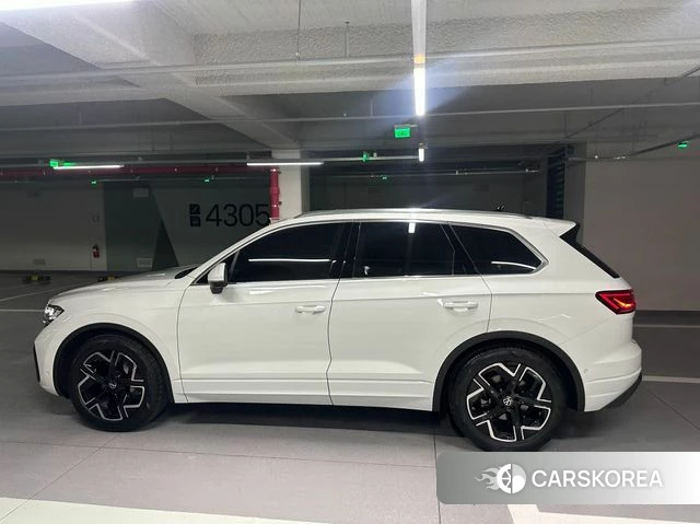 Volkswagen Touareg 3rd generation 2026 Белый из Кореи, фото 5