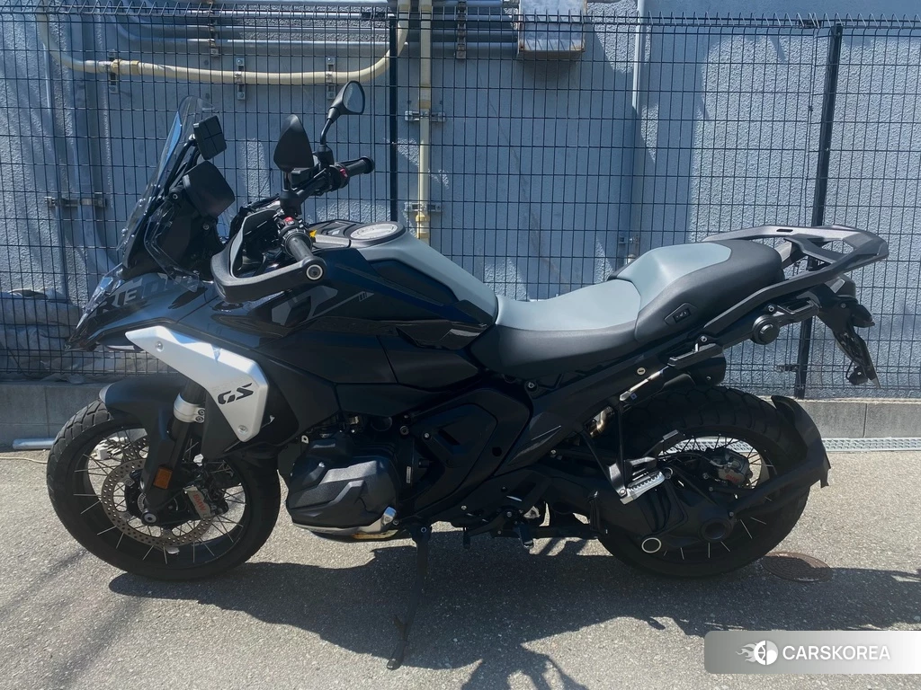 Проданный BMW R1300GS TOURING 2024 из Японии, фото 2