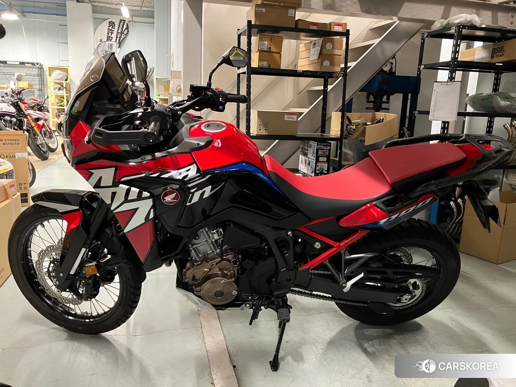 Проданный Honda CRF1100L AFRICA TWIN DCT 2022 из Японии, фото 2
