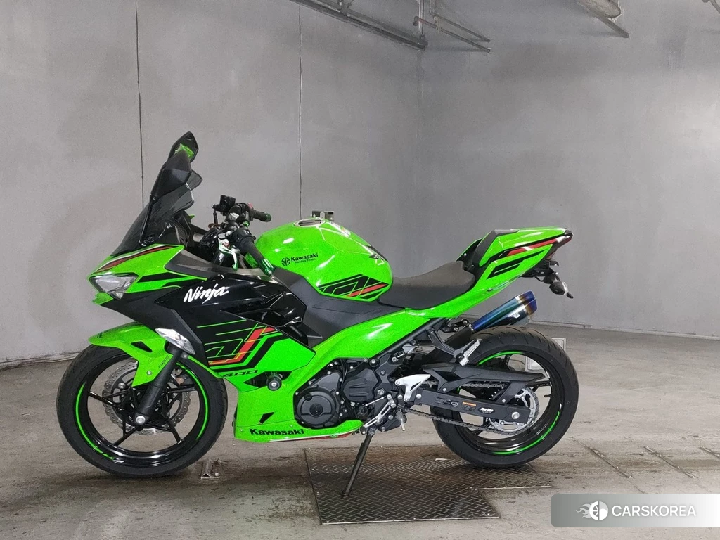 Проданный Kawasaki NINJA 400 2022 из Японии